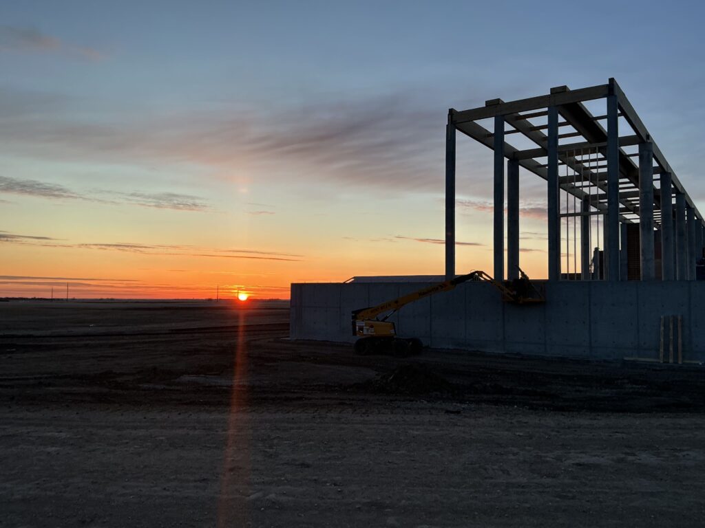 Concrete columns on a Fertilizer Plant building shows how the process is done