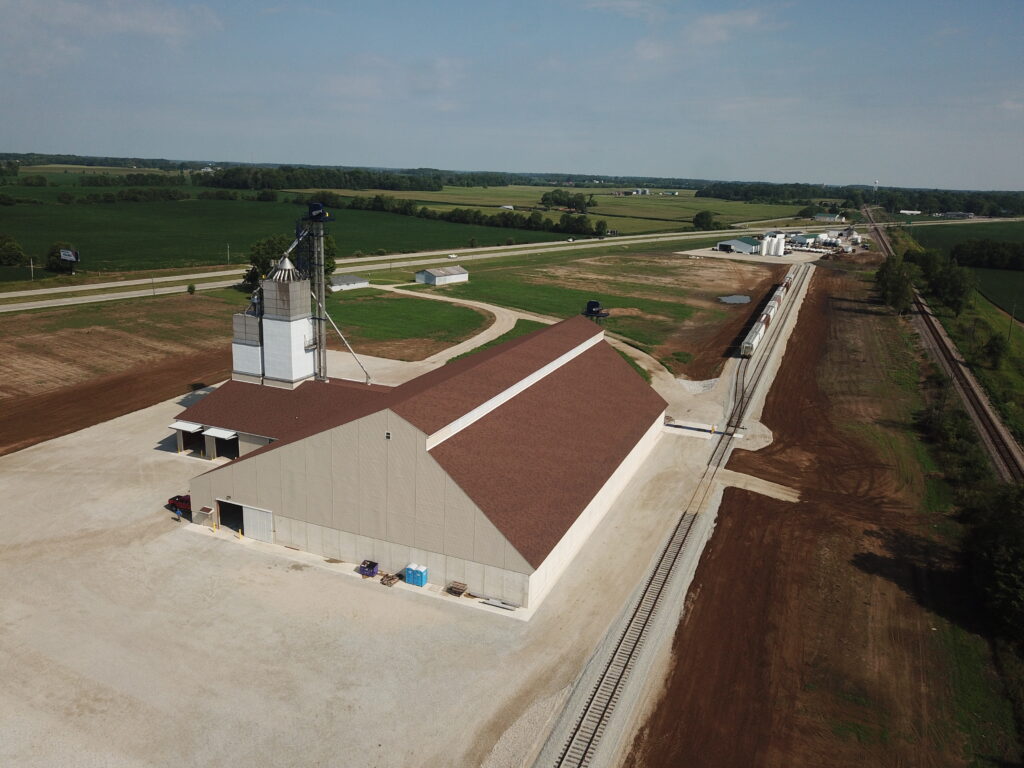 26,000 ton Indiana bulk blending fertilizer Plant with Sackett Waconia wholesale and blend towers