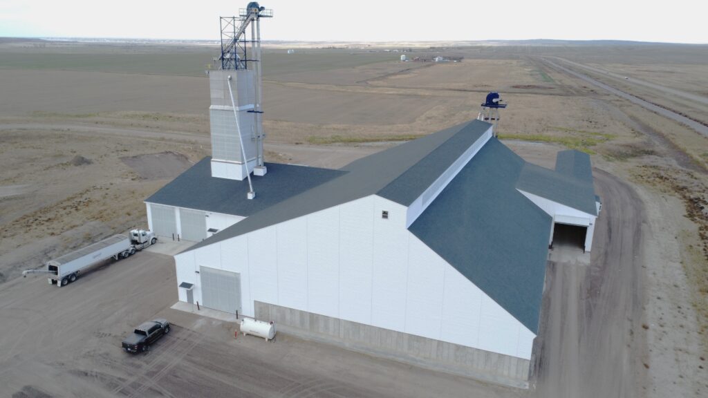 finished bulk dry fertilizer storage building