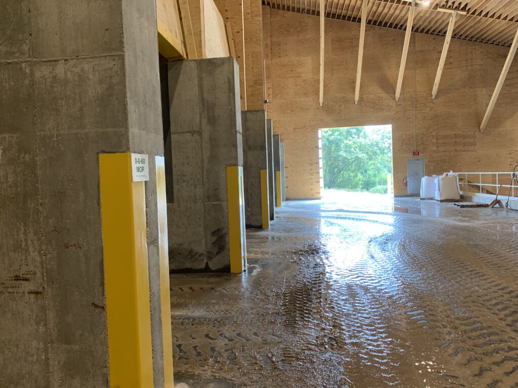 ammonium nitrate and urea fertilizer in a blending plant