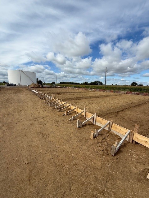 construction forms for concrete floor in a new dry fertilizer storage building